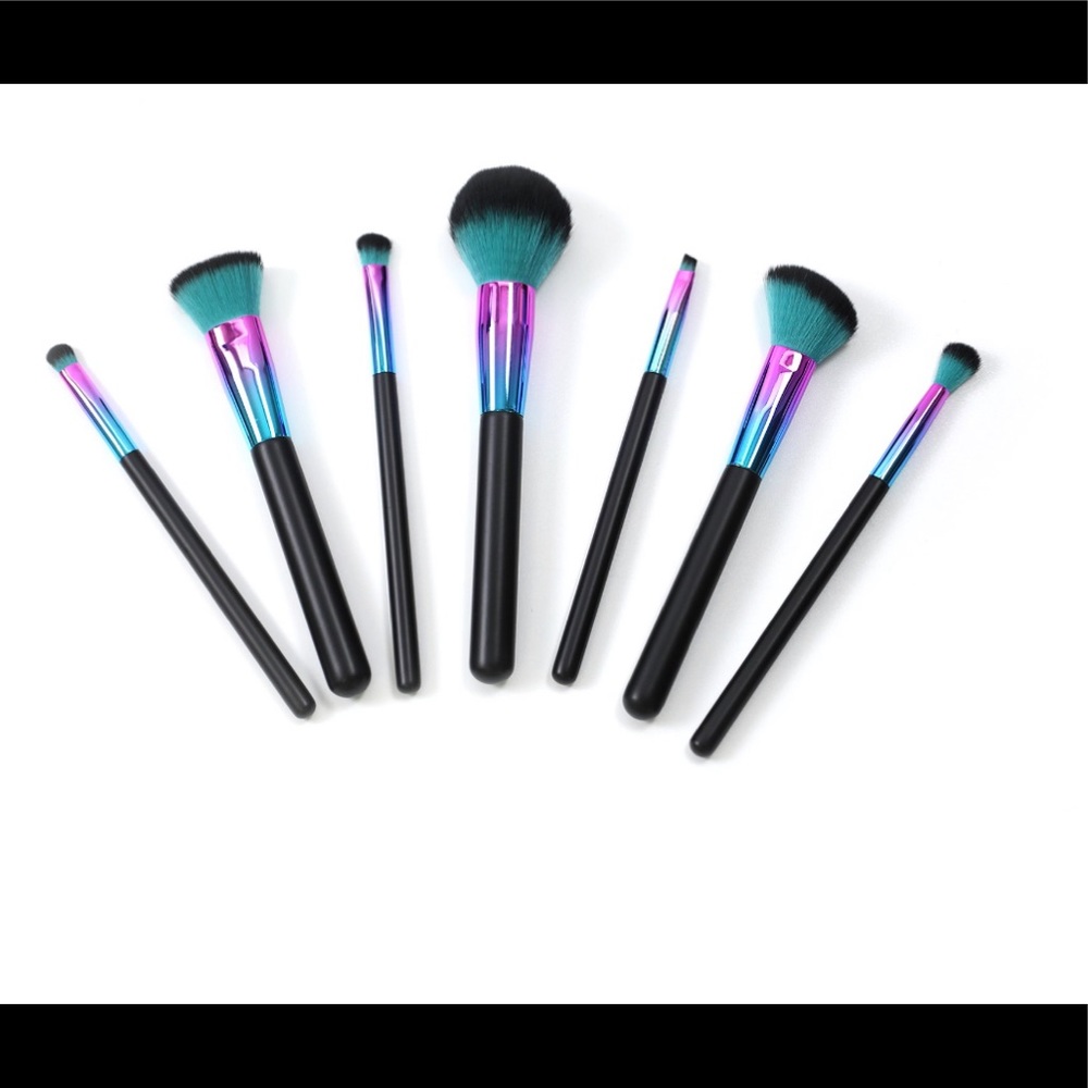 Make up brush set